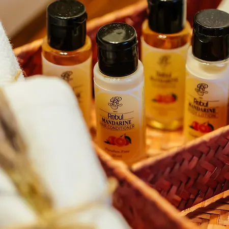 Alayaz Bed & Breakfast