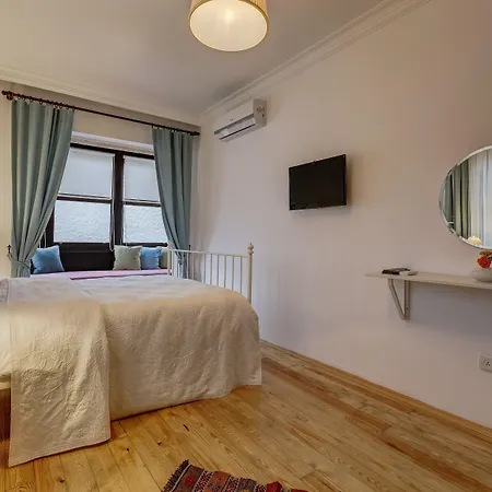 Bed & Breakfast Alayaz 3*