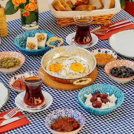 Oda ve Kahvaltı Alayaz Boutique