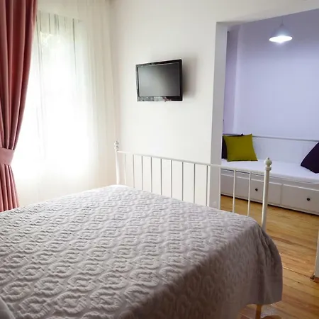 Alayaz Bed and breakfast