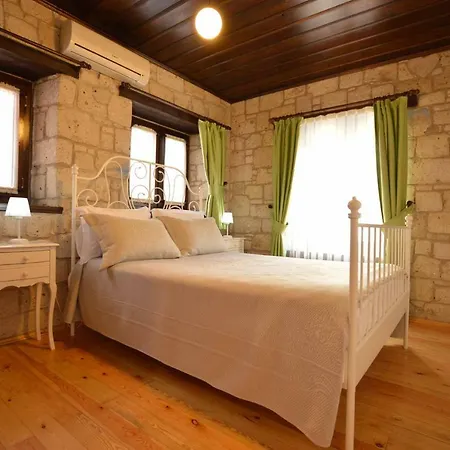 Alayaz Bed and breakfast